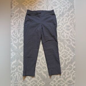 Terra & Sky Black Patterned Ankle Pants